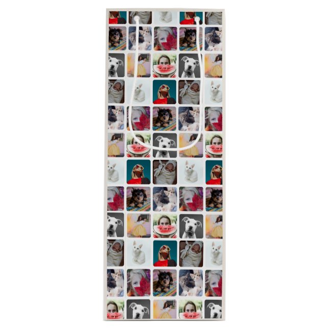 Modern Multi Photo Square Insta Pattern Geschenktüte Für Weinflaschen (Vorderseite)