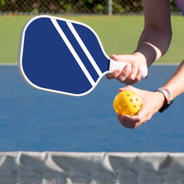 Modern Navy Hellroter Sleek White Racing Stripes Pickleball Schläger (InSitu)