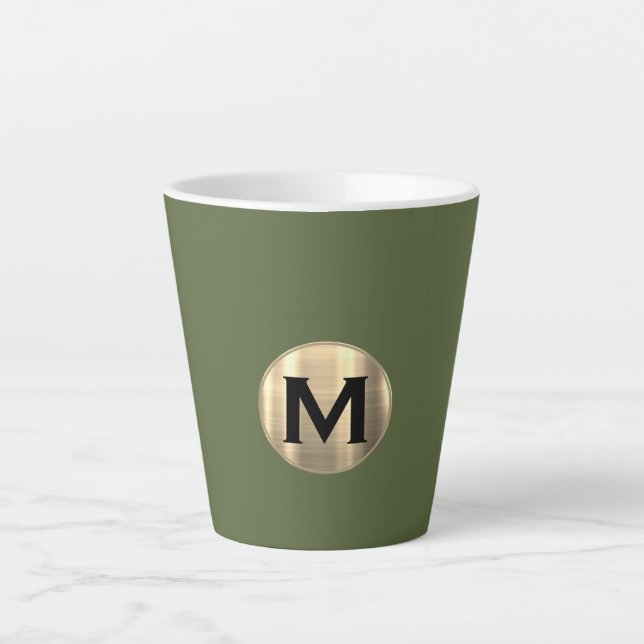 Modern Olive Green Gold Monogram Milchtasse (Vorderseite)