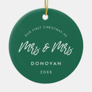 Modern Our First Christmas als Mrs. und Mrs. Green Keramik Ornament