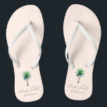 Modern Palm Tree Bride Tribe Blush Bachelorette Flip Flops<br><div class="desc">Personalisierte Bachelorette-Flip-Flops mit "Brautstamm" im modernen Script-Schriftart und einer tropischen Aquarellpalme auf einem blüten Hintergrund. Personalisieren Sie mit dem Namen - kaufen Sie eine für jede Frau.</div>