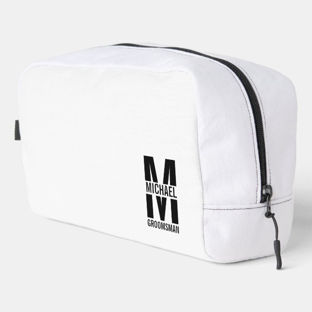 Modern Personalized Groomsmen Monogram and Name Waschbeutel (Rechte Ecke)