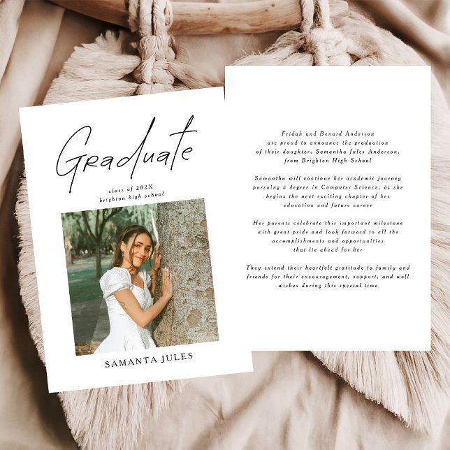 Modern Photo High School Graduation Announcement Ankündigung (Von Creator hochgeladen)