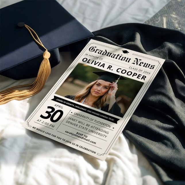 Modern Photo Newspaper Graduation Einladung (Von Creator hochgeladen)