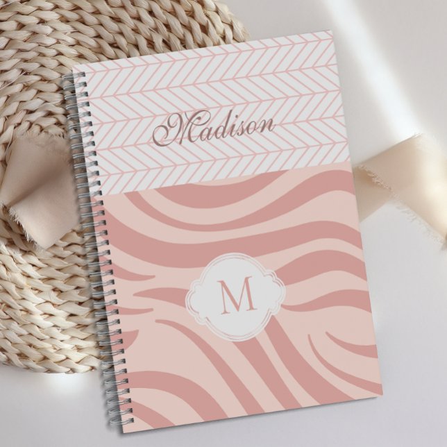 Modern Pink Geometric Zebra Trendy Monogram Planer (Von Creator hochgeladen)