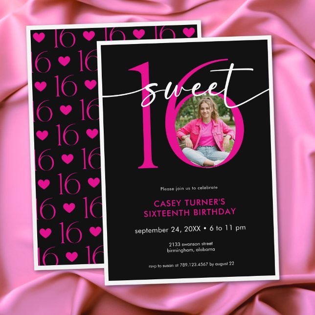 Modern Pink Sweet Sixteen Script Photo Birthday Einladung (Modern Pink Sweet Sixteen Script Photo Birthday Invitation)