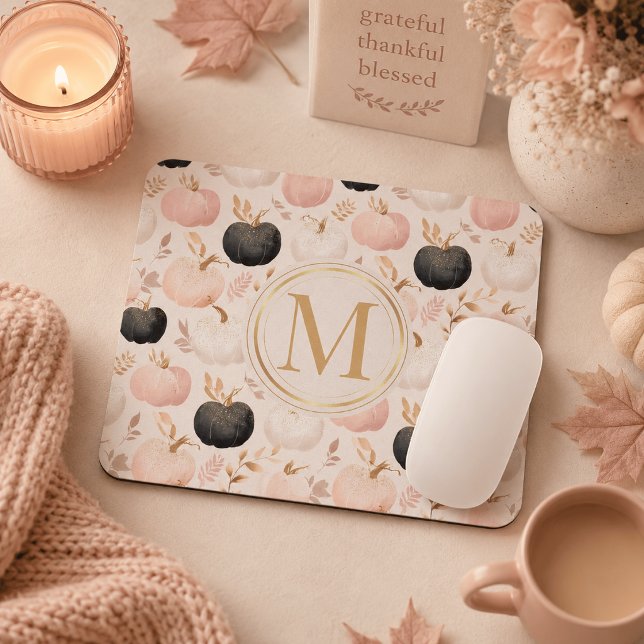 Modern Pumpkin Monogram - Personalisiert Initial Mousepad (Von Creator hochgeladen)