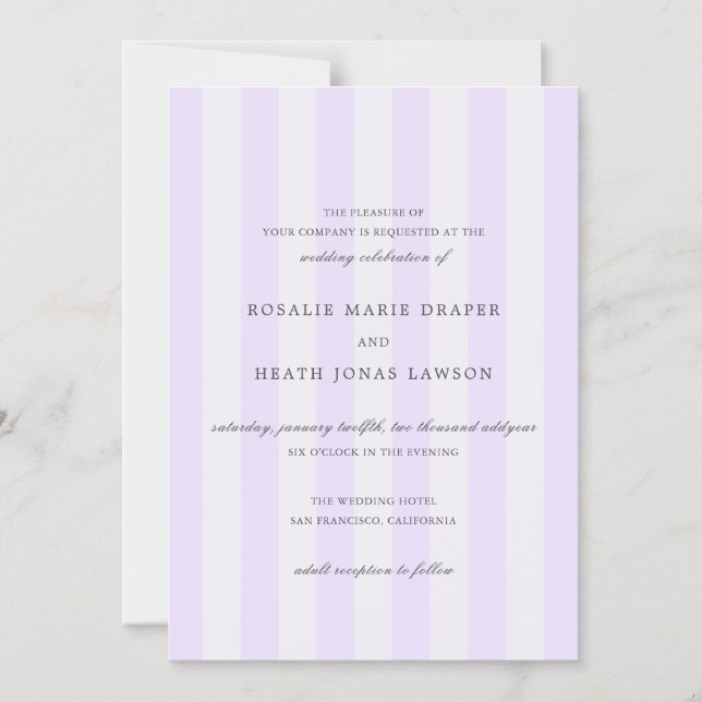 Modern Purple Stripes Elegant Wedding Magneteinladung (Vorderseite)