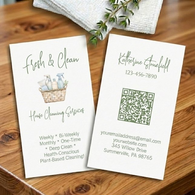Modern QR Code Vertical House Cleaning Services Visitenkarte (Von Creator hochgeladen)