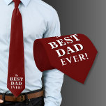Modern Red Best Vater Jeden Vatertag Krawatte<br><div class="desc">Moderne Red Best Vater Jeden Vatertag Krawatte. Weiße Typografie auf dunkelrotem Hintergrund. Sie können jeden Text auf der Krawatte ändern. Ein perfektes Geschenk für einen Vater,  neuen Vater oder Großvater am Vatertag.</div>