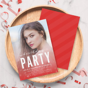Modern Red Confetti jedes Foto Geburtstagsparty Einladung