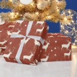 Modern Reindee Christmas Geschenkpapier<br><div class="desc">Whimsikal lackierte Aquarell rote Geschenkverpackung mit Rentieren und Sternenmuster. Weiß auf Rot.</div>