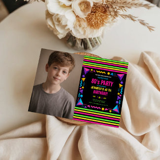 Modern Retro Neon 80's Birthday Party Einladung