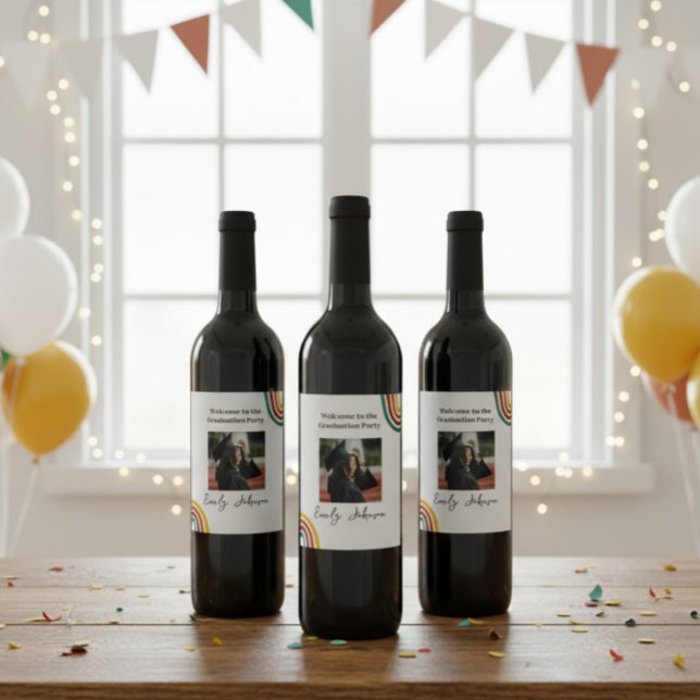 Modern Retro Rainbow Graduation Wine Bottle Label Weinetikett (Von Creator hochgeladen)