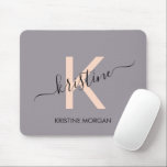 Modern rosa Lavendel Script Monogram Name Mousepad<br><div class="desc">Modern rosa Lavendel Skript Monogramm Name Mauspad</div>