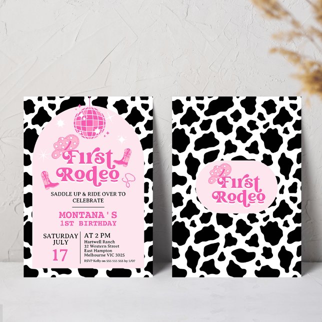 Modern rosa Retro Cowgirl First Rodeo 1. Geburtsta Einladung (Girls First Rodeo 1st Birthday Invitation, Editable Cowgirl Wild West Cowgirl 1st Rodeo Southwestern)