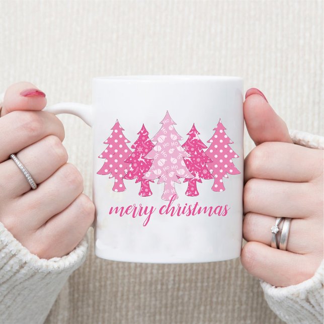 Modern rosa Weihnachtsbaum Muster Name Kaffee Tasse (Modern Pink Christmas Tree Pattern Name Coffee Mug)