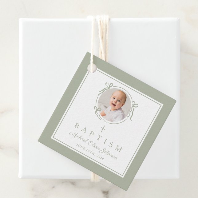 Modern Sage Green Baptism Photo Geschenkanhänger (Modern Sage Green Baptism Photo Favor Tags)