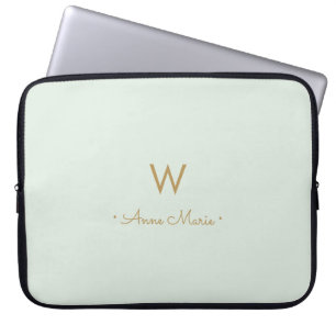 Modern Sage Green Gold Script Monogram Laptopschutzhülle