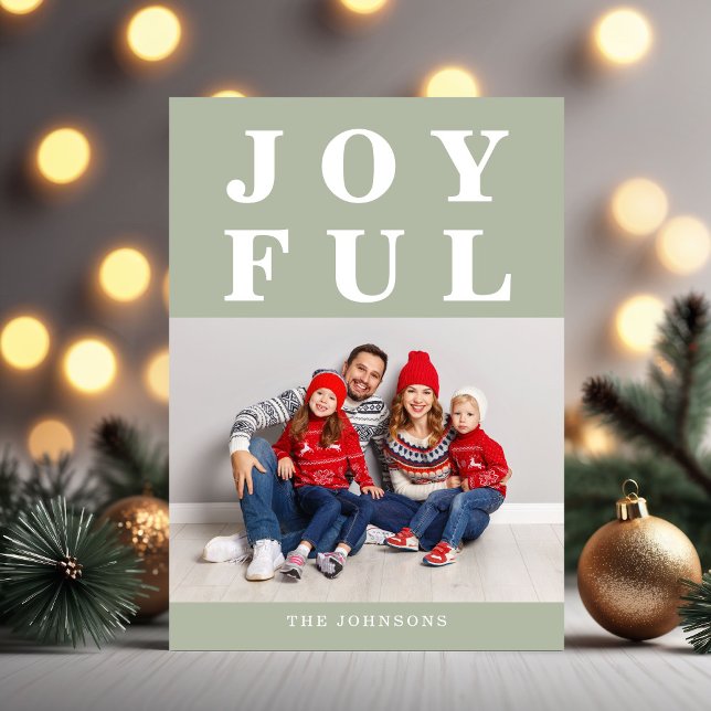 Modern Sage Green Joyce Foto Weihnachten (Modern Sage Green Joyful Photo Christmas Holiday Card)