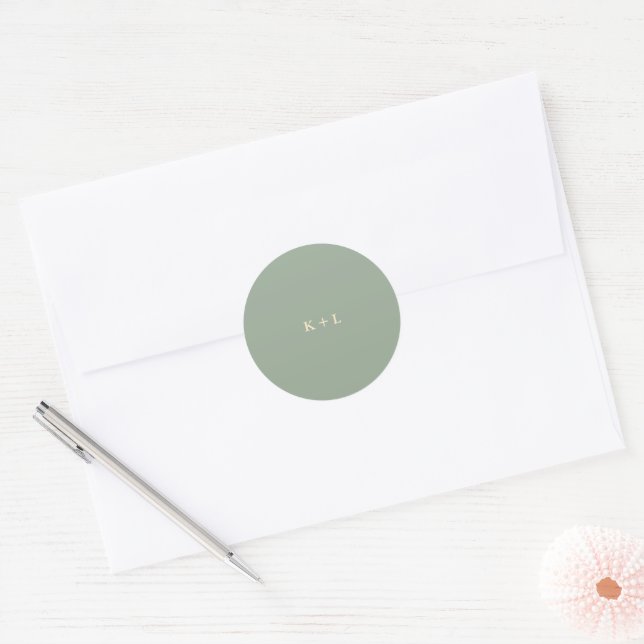 Modern Sage Green Simple Monogram Wedding Runder Aufkleber (Umschlag)
