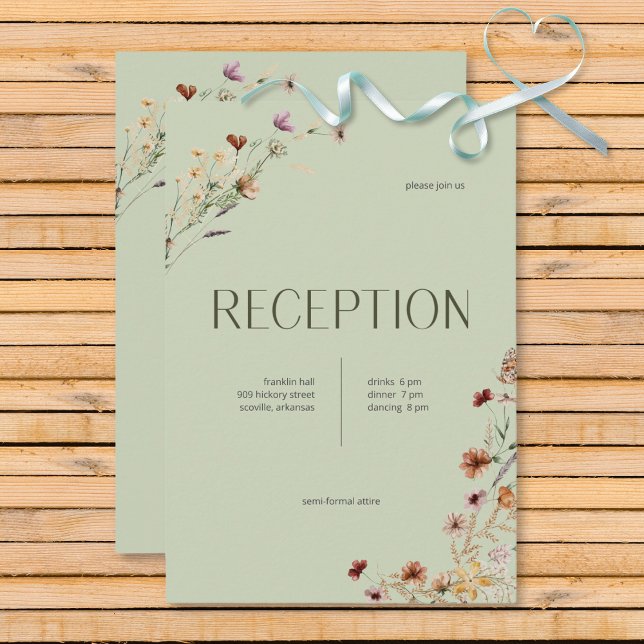 Modern Sage Green Wildblume Bouquet Empfang Begleitkarte (Modern Sage Green Wildflower Bouquet Wedding Reception Card)