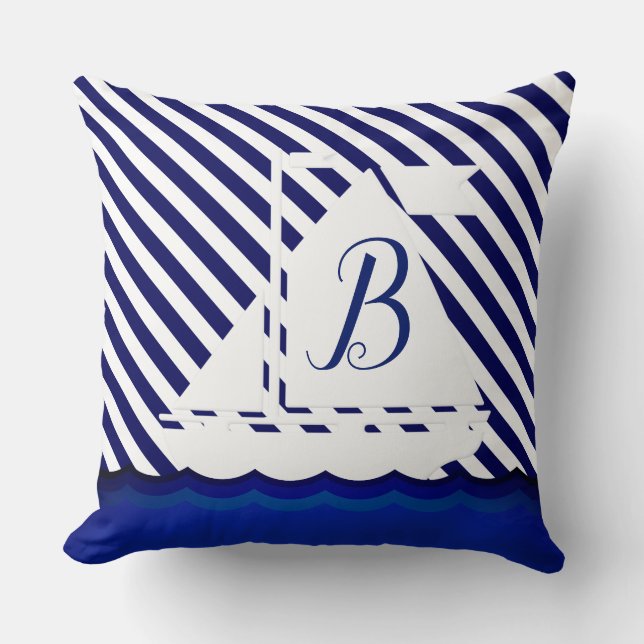 Modern Sailboat Monogram Custom Kissen (Vorderseite)