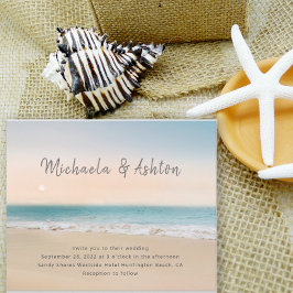 Modern Sandy Beach Hochzeitseinladung Postkarte