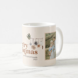 Modern Scandi Boho Neutral frohe Weihnachten 2 Fot Kaffeetasse