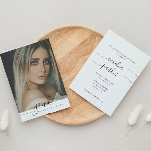 Modern Script Black And White Graduation Party Einladung