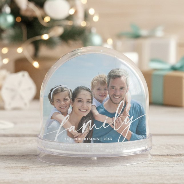 Modern Script Family Photo Beach Schneekugeln (Von Creator hochgeladen)