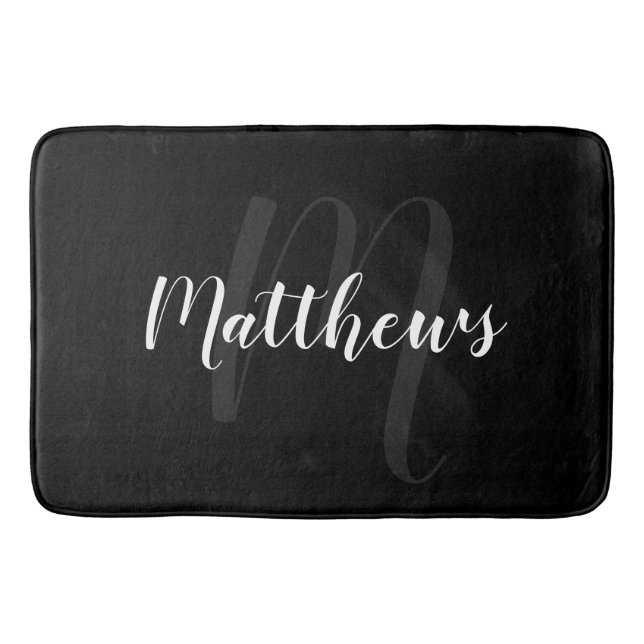 Modern Script Personalisiert Monogram und Familien Badematte (Vorderseite)