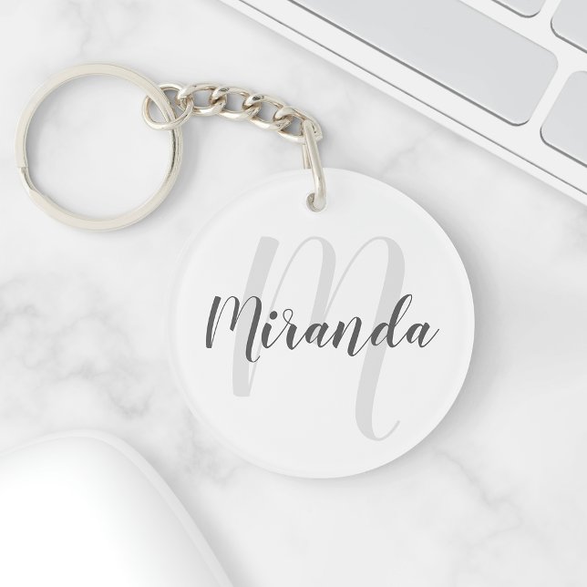 Modern Script Personalisiert Monogram und Name Schlüsselanhänger (Von Creator hochgeladen)