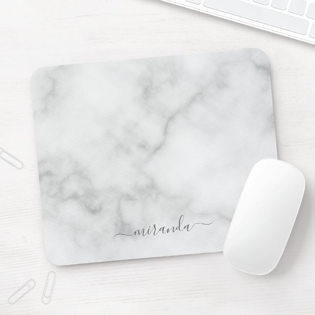 Modern Script Personalisiert Name White Marble Mousepad (Von Creator hochgeladen)