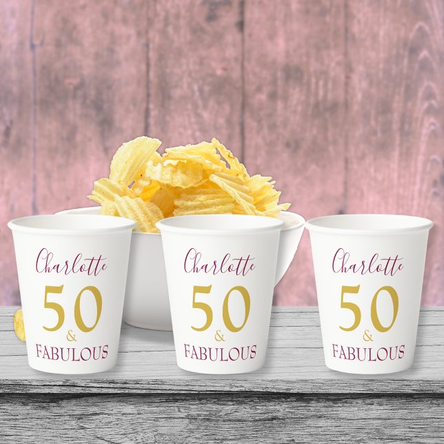 Modern Simple 50. Geburtstagsparty Personalisiert Pappbecher (50 & fabulous stylish purple and gold typography 50th birthday party custom paper cups)