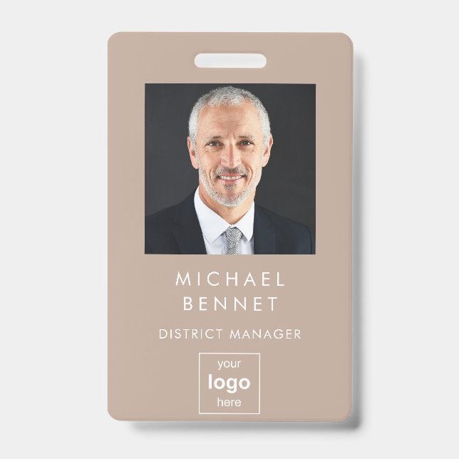 Modern Simple Brown Corporate Foto ID Ausweis (Front)