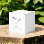 Modern Simple Minimalistisch Chic Vielen Dank Geschenkschachtel<br><div class="desc">Design besteht aus modernem,  schicken Typografie mit Sans Serif und Serif Schriftart.</div>