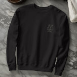 Modern Simple Monogram Best Vater je Typografie Besticktes Sweatshirt<br><div class="desc">Moderne,  einfache Buchstabenmonogramme auf der Vorderseite und im Nacken.</div>