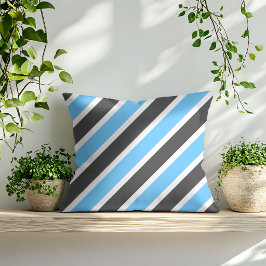 Modern Sky Blue Gray Diagonal Stripes Kissen