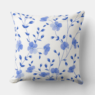 Modern Sky Blue Watercolor Floral Kissen