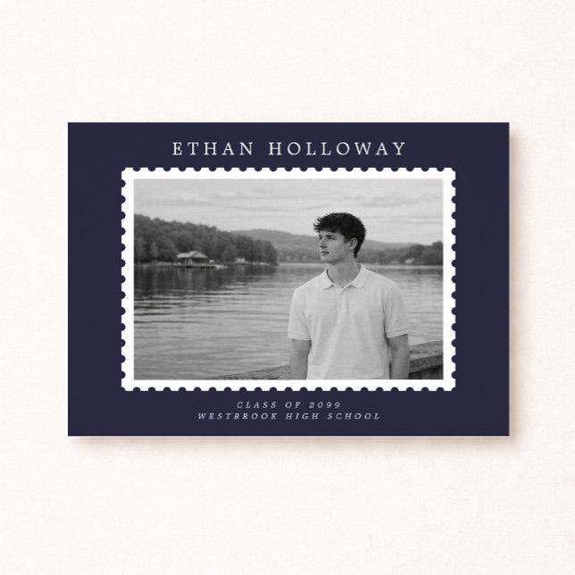 Modern Stamp Style Photo Graduation Announcement Einladung (Von Creator hochgeladen)