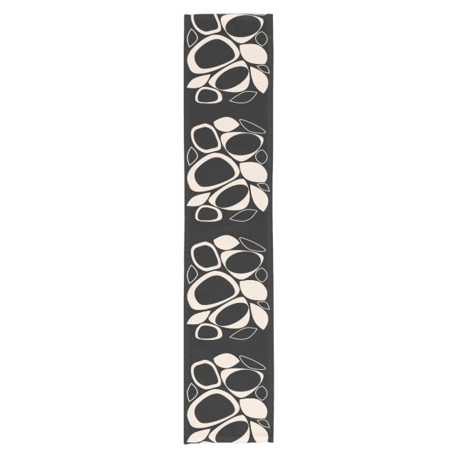 Modern Stylish Black Cream Abstract Pattern Kurzer Tischläufer (Vorderseite)