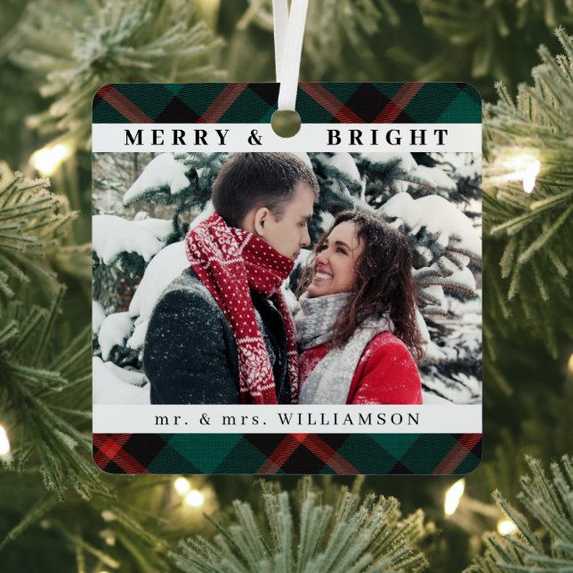 Modern Stylish Christmas Mr. und mrs Couple Foto Ornament Aus Metall (InSitu)
