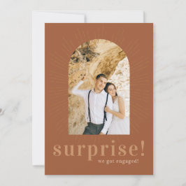 Modern Sunburst Arch | Überraschung Wir haben Verl Dankeskarte