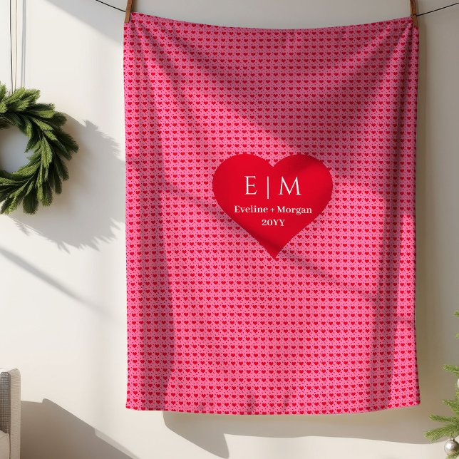 Modern Timeless Love Hearts Personalized Valentine Sherpadecke (Modern Timeless Love Hearts Personalized Valentine Sherpa Blanket )