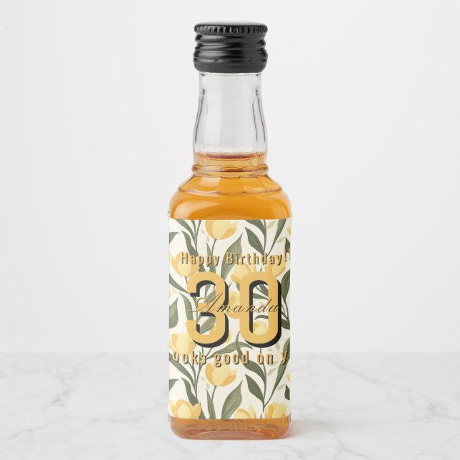 Modern Tulip Floral Her Birthday Alkoholflaschenetikett (Vorderseite)