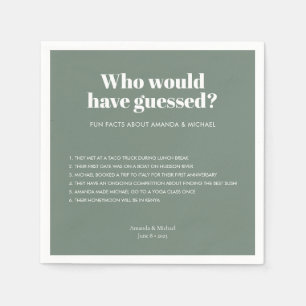 Modern Typografy Sage Green Wedding Fun Fakten Serviette