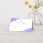 Modern Watercolor Blue Star David Bat Mitzvah #LC Platzkarte<br><div class="desc">— #LC-Kollektion — Einzigartige und moderne,  religiöse jüdische Wasserfarben,  12 Jahre alt,  Platzkarten von Bat Mitzvah. Das schöne Design mit hellen violetten,  lila,  blauen Farben und Star of David. Vorlagenkarten - Einfach Ihren Text hinzufügen. Die Rückseite der Karte hat Mädchen / Tochter vollen Namen.</div>