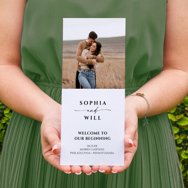 Modern Whimsy Trifold Wedding Program Flyer (Von Creator hochgeladen)