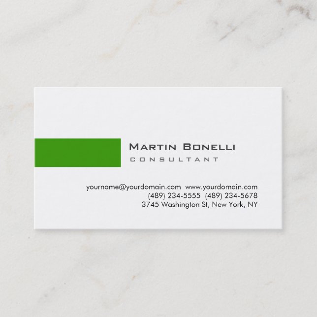Modern White Green Simple Consultant Business Card Visitenkarte (Vorderseite)
